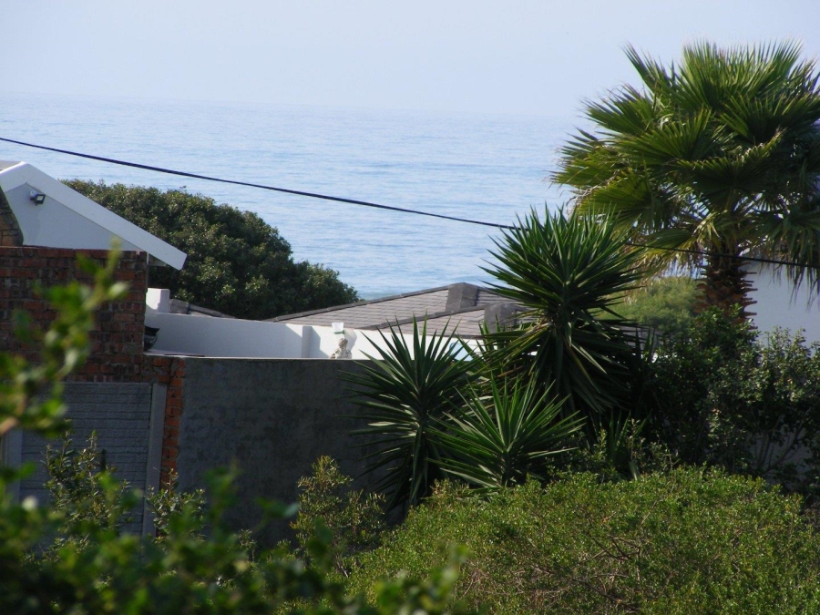 0 Bedroom Property for Sale in Paradise Beach Eastern Cape